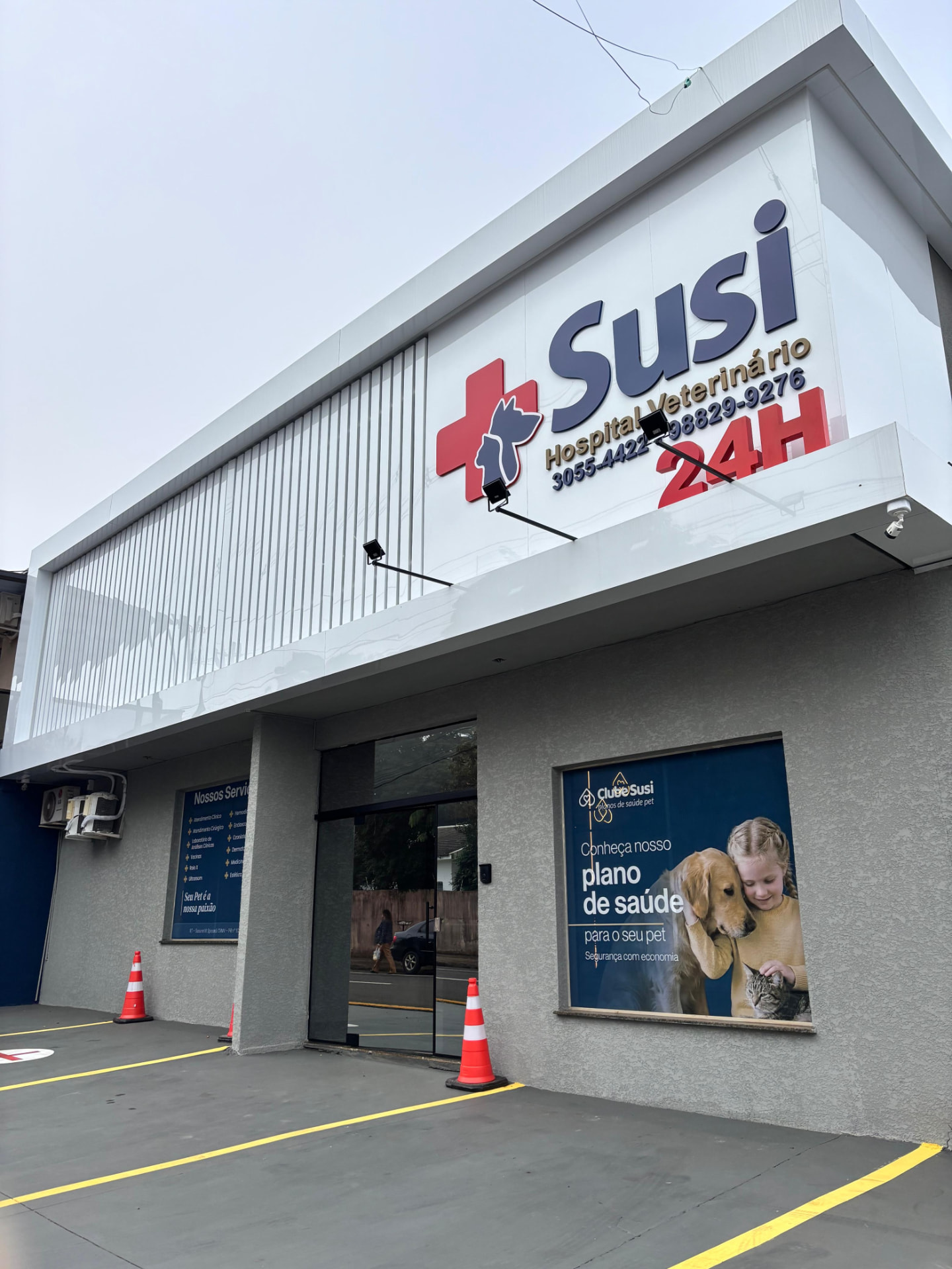 Fachada do Susi Hospital Veterinário em Arapongas